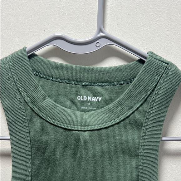 NWOT Women’s Old Navy Forest Green Tank Top Size S - Picture 2 of 2